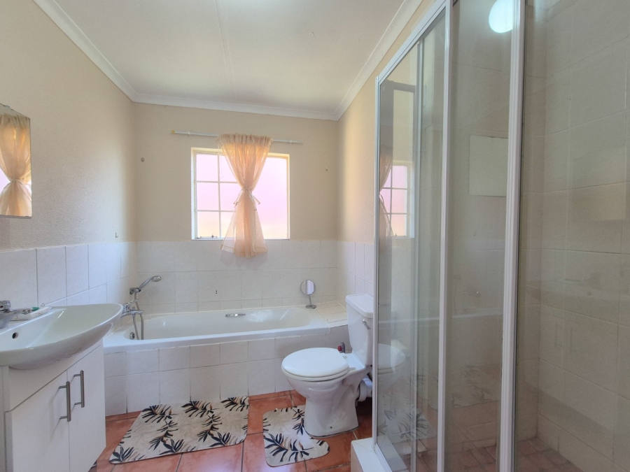 3 Bedroom Property for Sale in Sasolburg Ext 11 Free State